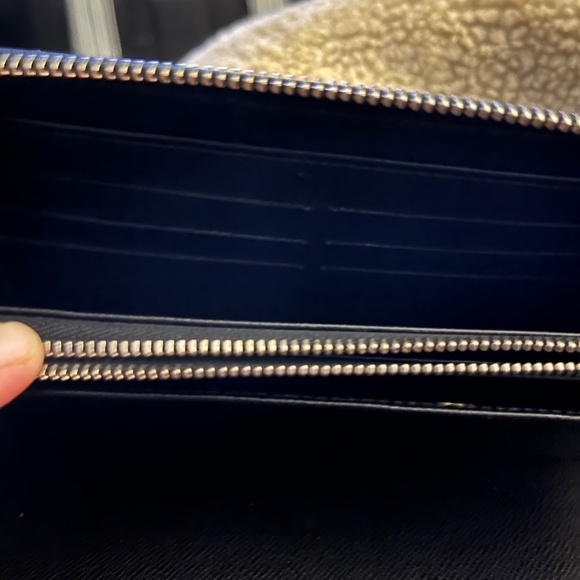 Louis Vuitton 2013 LV Collection Zippy Wallet - Picture 5 of 5